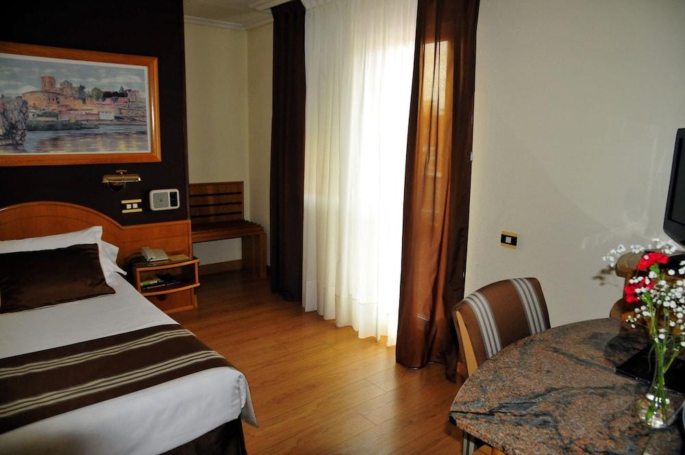 Hotel Zenit Dos Infantas Zamora Exteriér fotografie